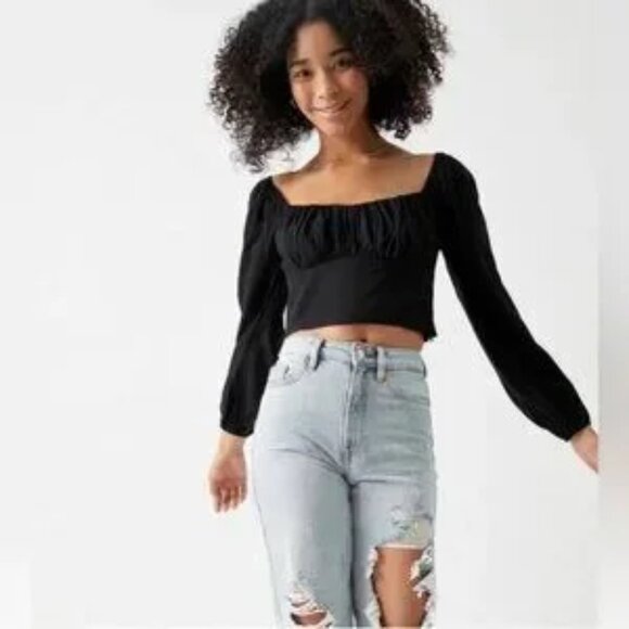 Kendall & Kylie Tops - Kendall & Kylie for PacSun Long Sleeve Shirred Bodice Crop Top Black Witchy Sz S